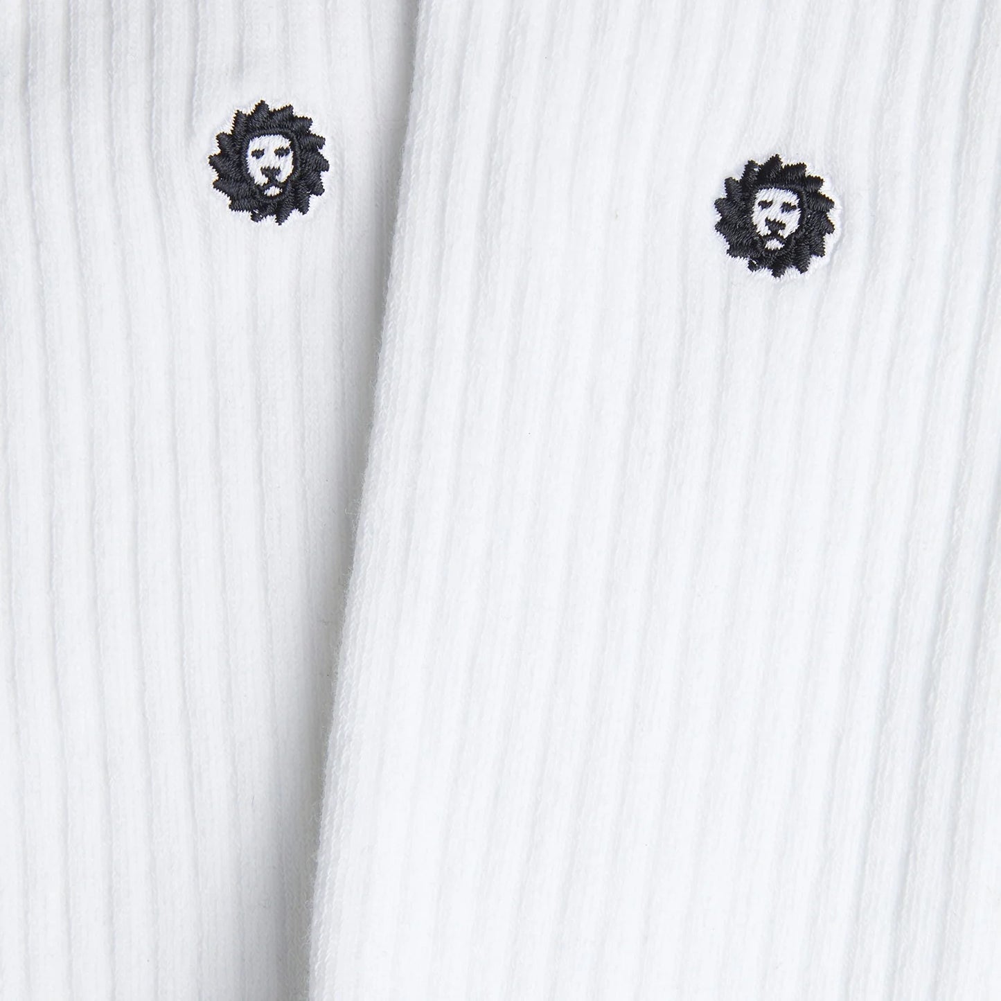 5 x Athletic Essentials Lion - Blanco