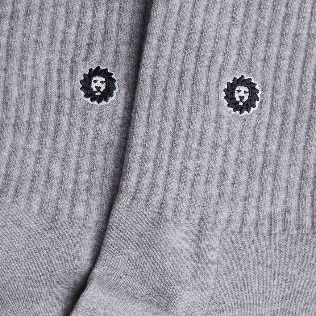 3 x Athletic Essentials Lion Quarter - Grey (3)