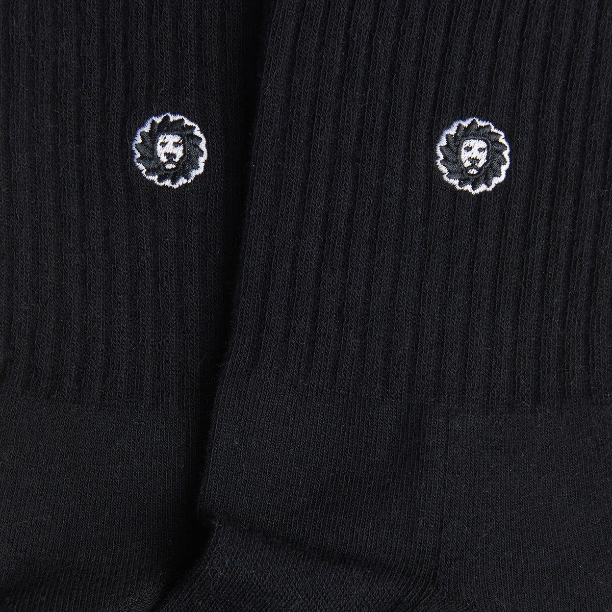3 x Athletic Essentials Lion Quarter - Black (3)